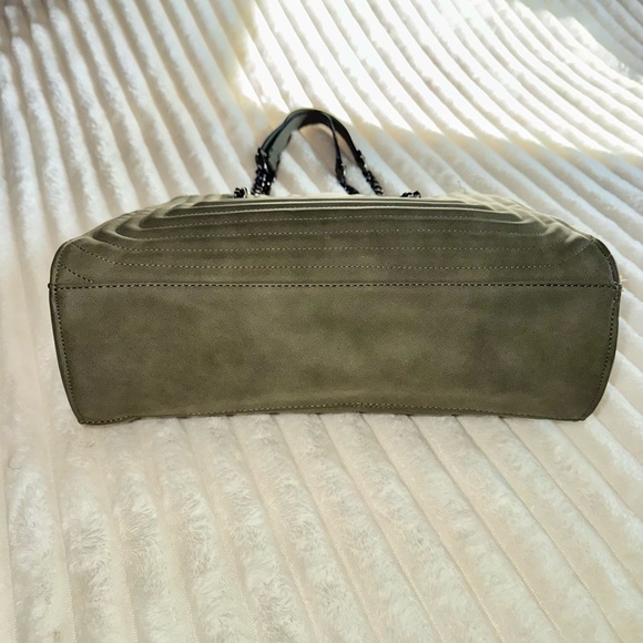 Green Suede Quilted Tote Bag - Picture 3 of 8